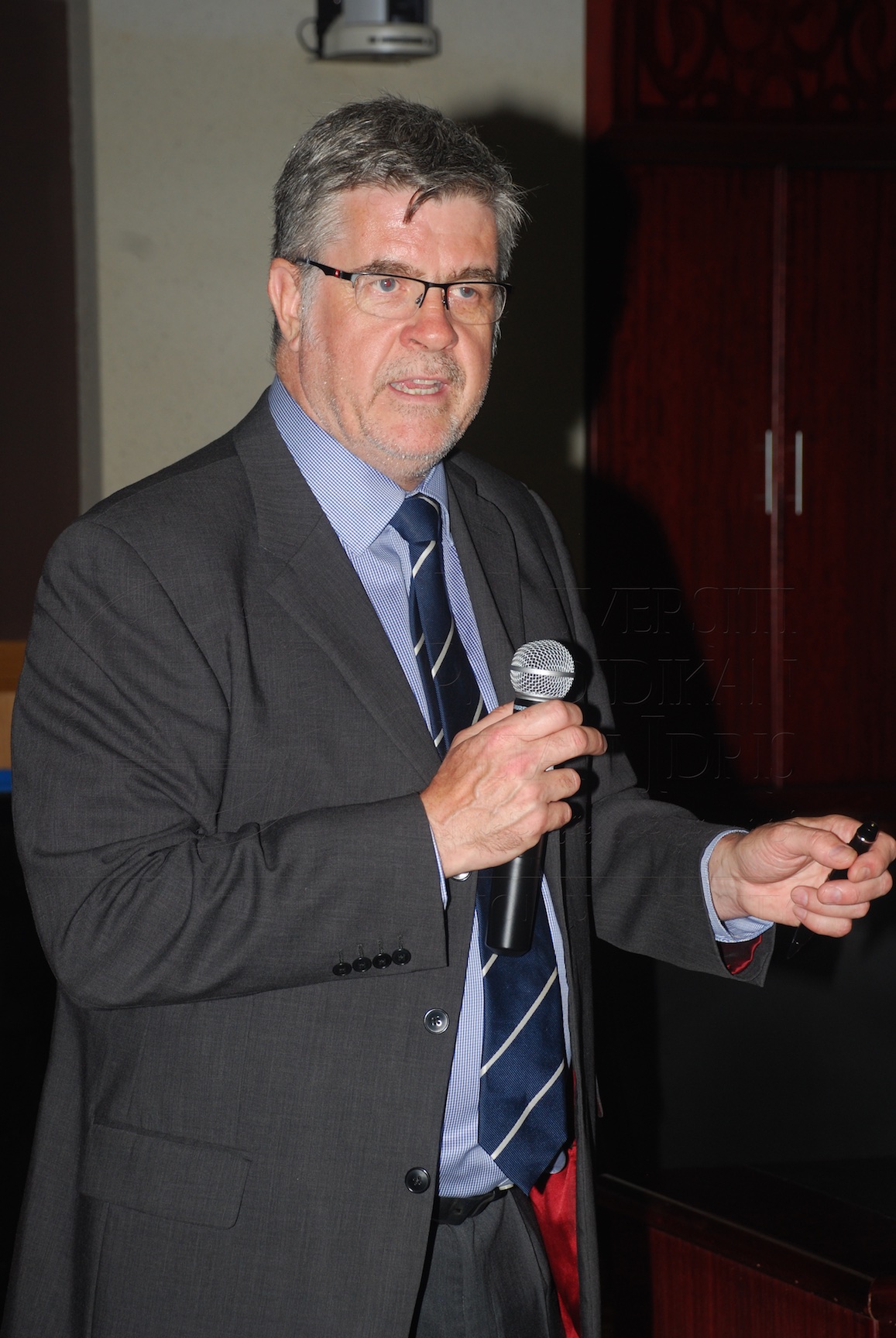 PRO15 134 LOI DSC 0685